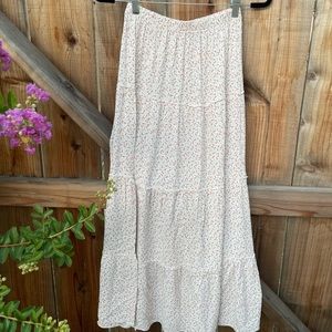 Brandy Melville Floral White Izzy Skirt